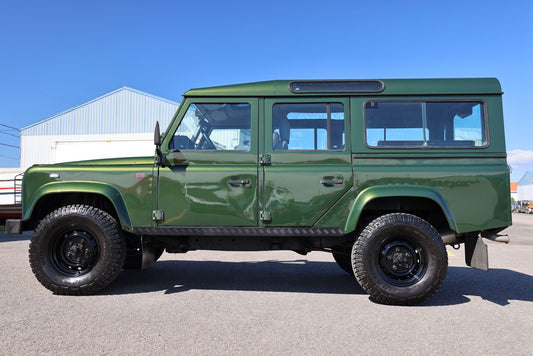 SOLD - LAND ROVER DEFENDER 110 1999 TD5