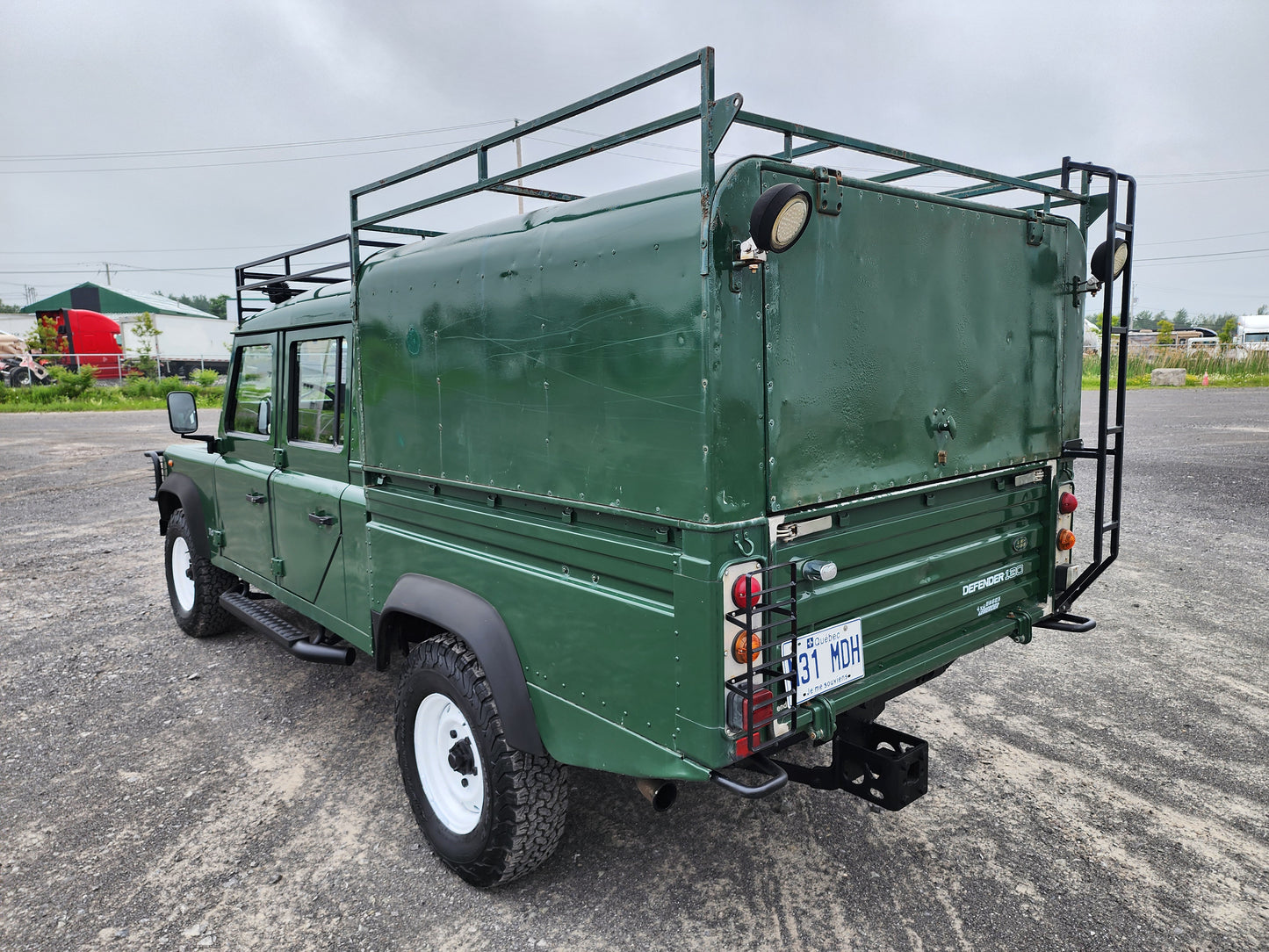 LAND ROVER DEFENDER 130 2001