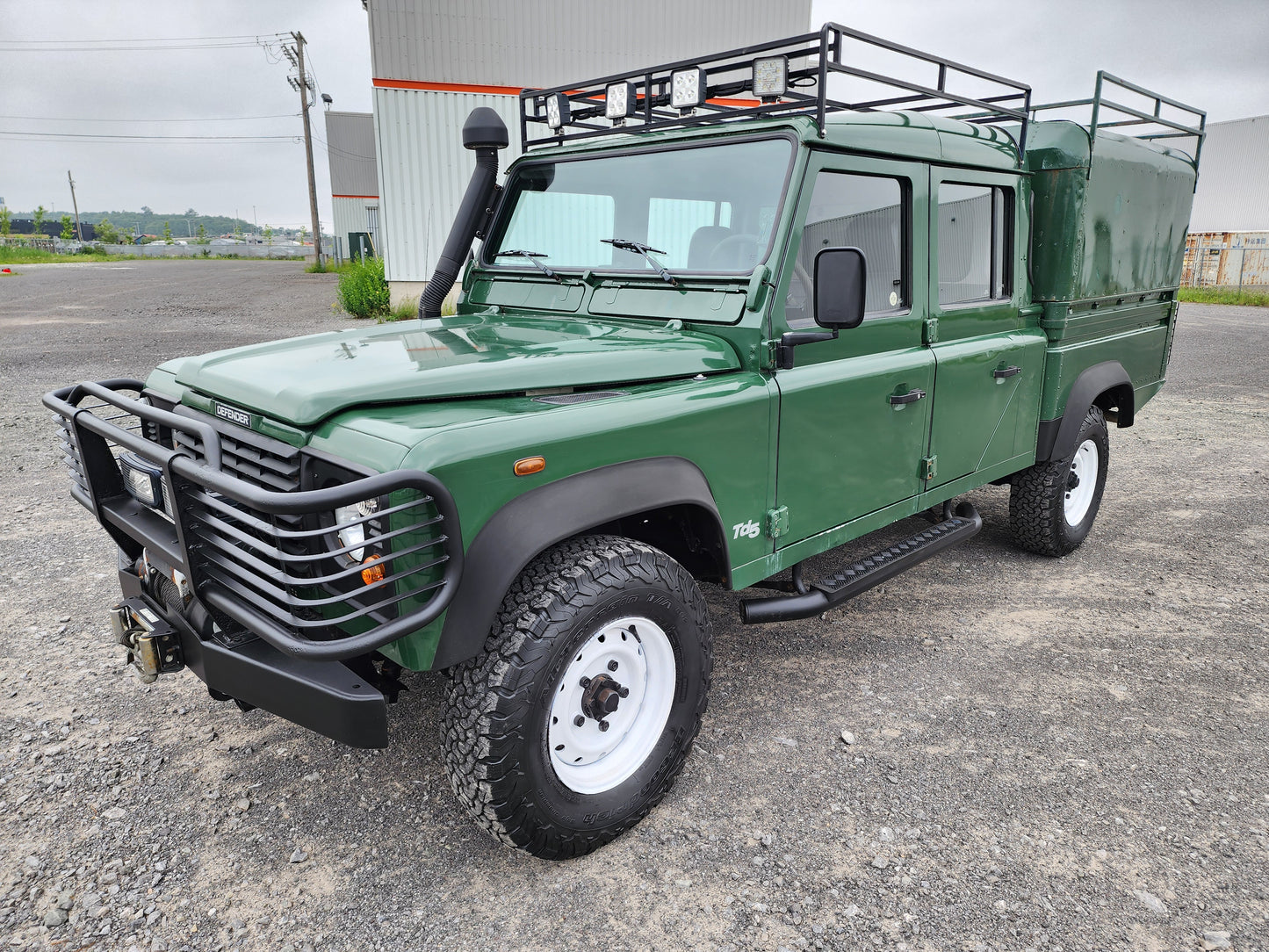 LAND ROVER DEFENDER 130 2001