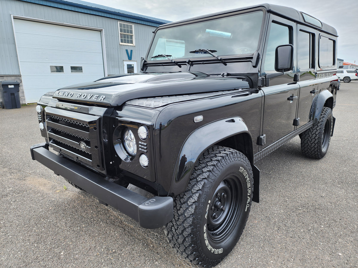 LAND ROVER DEFENDER PUMA 110