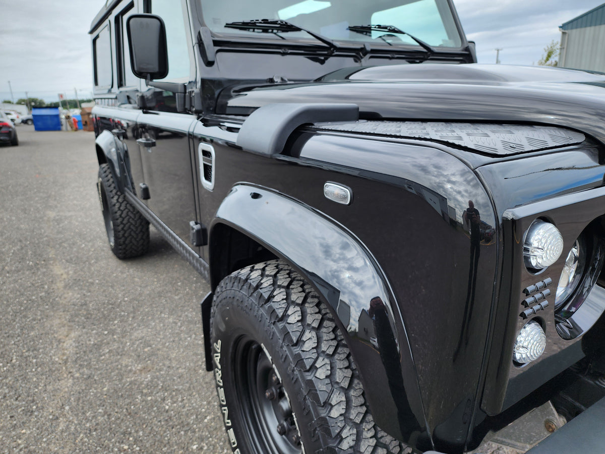 LAND ROVER DEFENDER PUMA 110