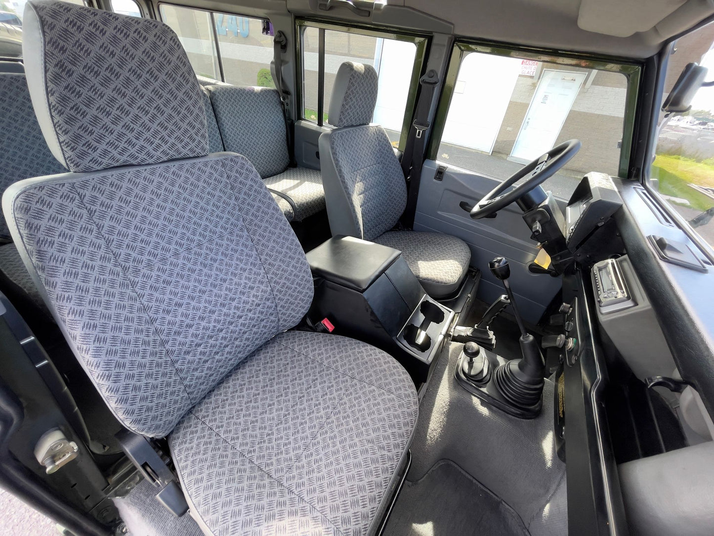 SOLD - LAND ROVER DEFENDER 110 1999 TD5