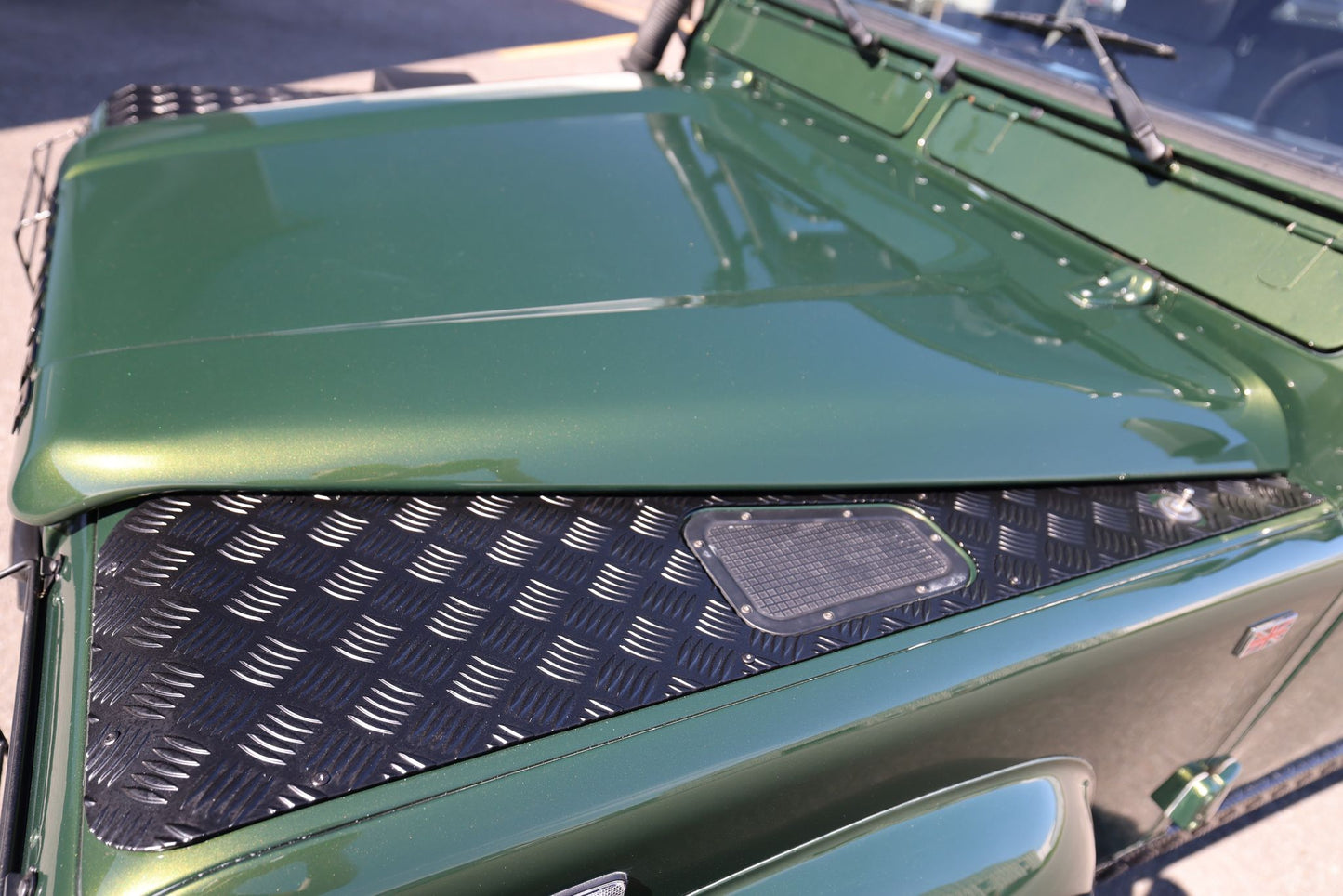 SOLD - LAND ROVER DEFENDER 110 1999 TD5