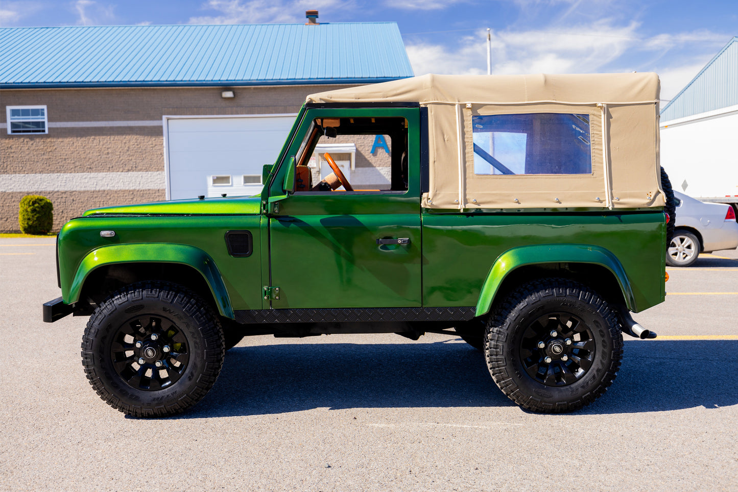 LAND ROVER DEFENDER D90 CONVERTIBLE