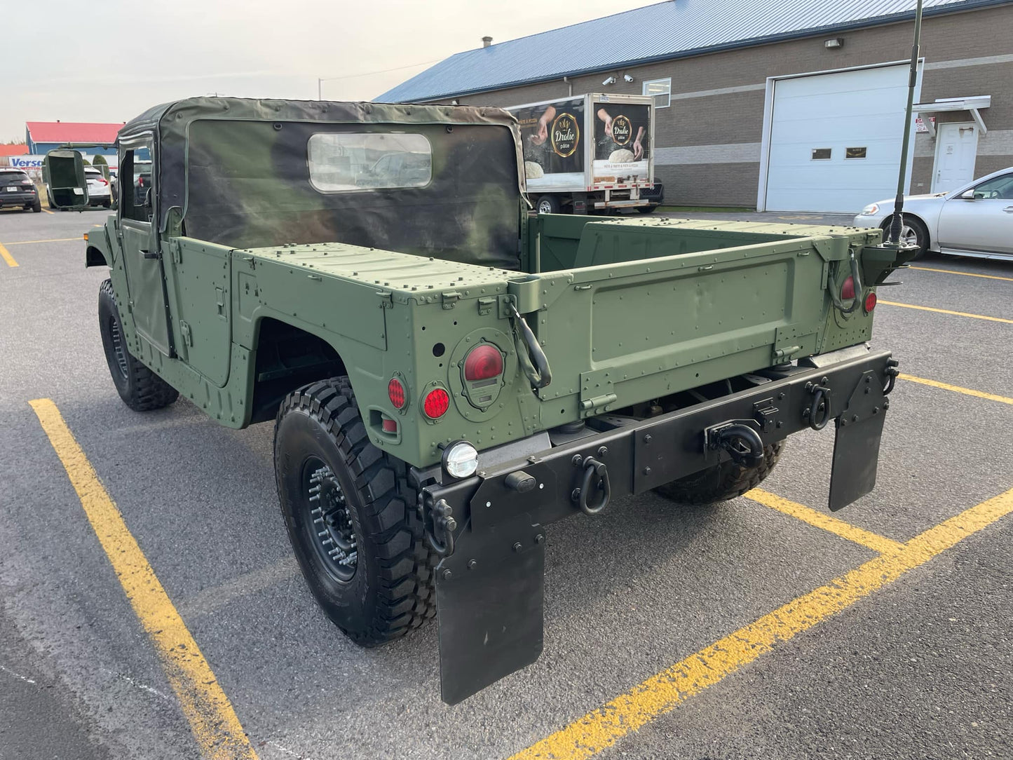 SOLD - AM GENERAL HUMVEE M1152