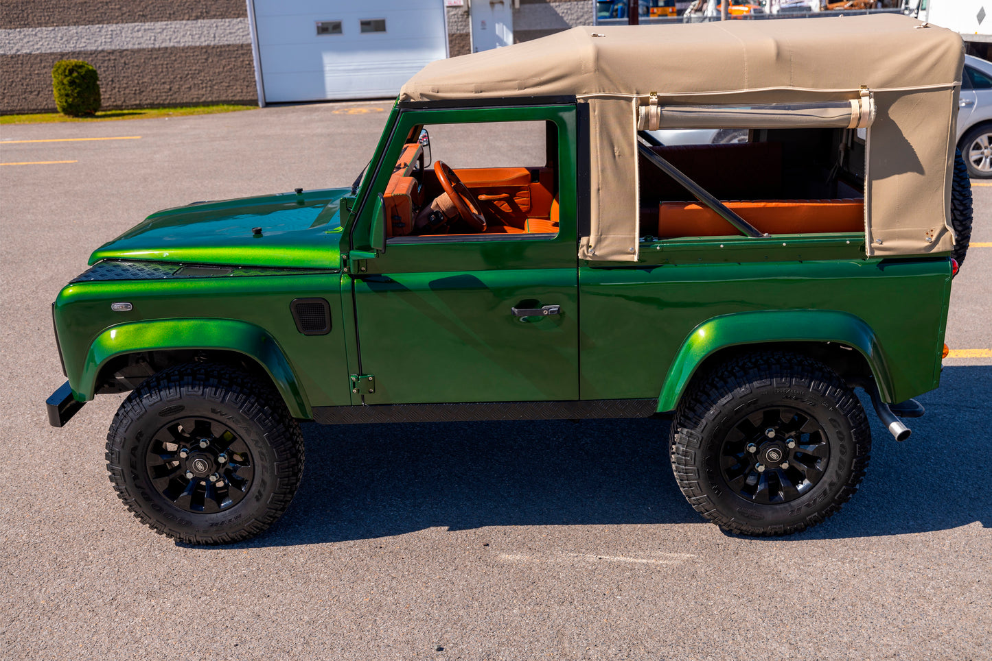LAND ROVER DEFENDER D90 CONVERTIBLE