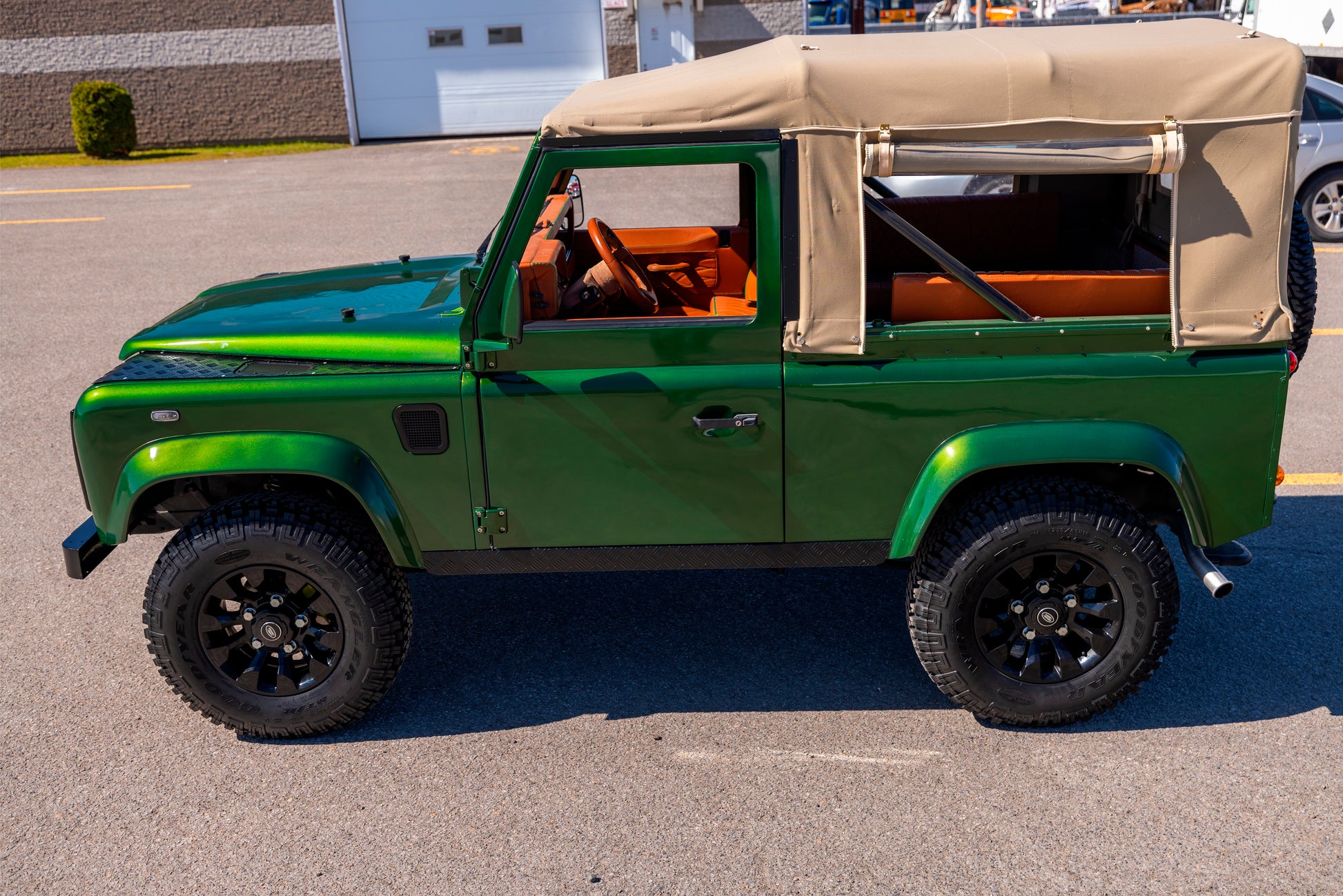 LAND ROVER DEFENDER D90 CONVERTIBLE