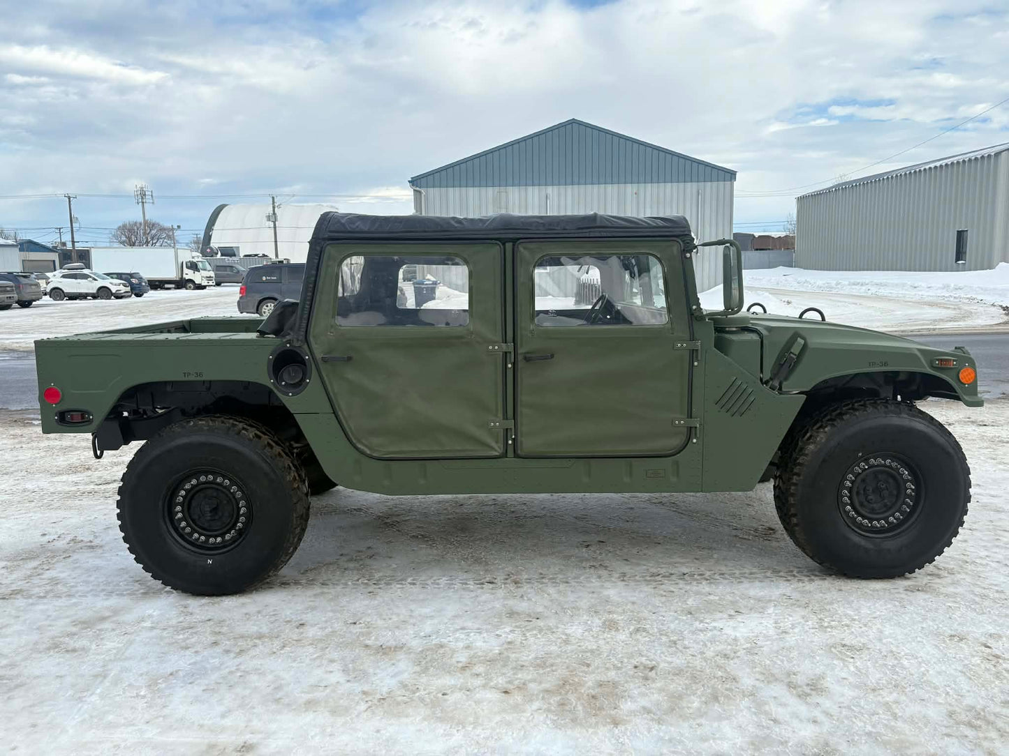 VENDU - AM GENERAL HUMVEE M1123